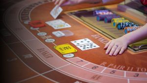 Cách đoán nước bài Catte 6 lá